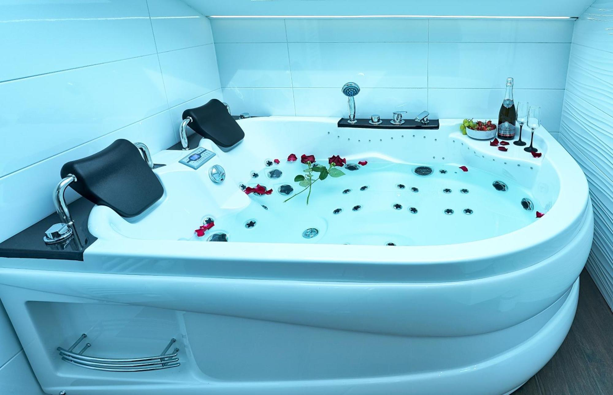 Apartments Lipa Plac بوستوينا المظهر الخارجي الصورة