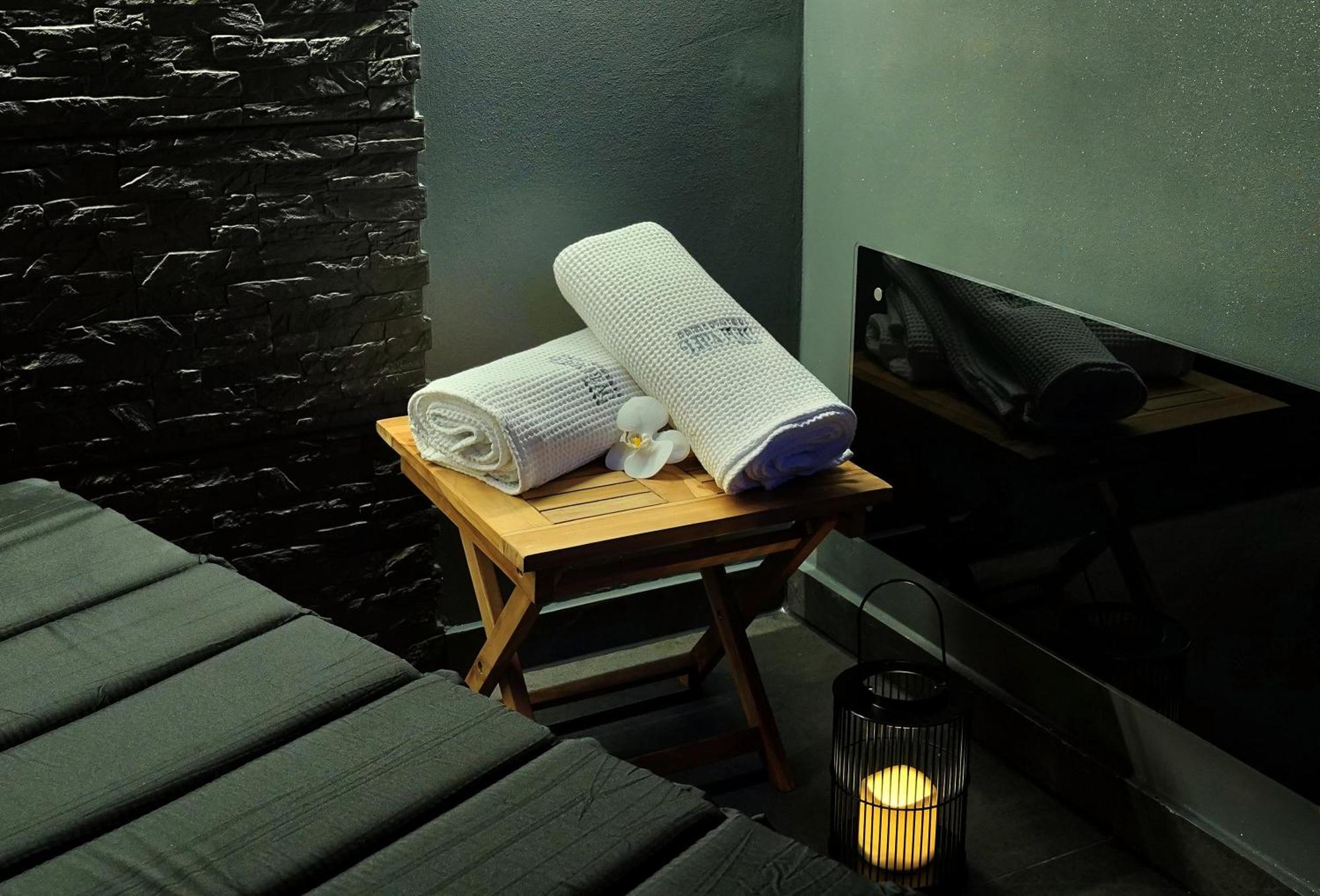 Apartments Lipa Plac بوستوينا المظهر الخارجي الصورة